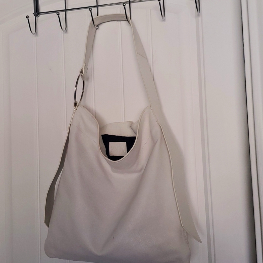 Zara White shoulder tote